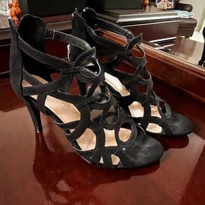 Kelly & Katie Black Heels 7.5B